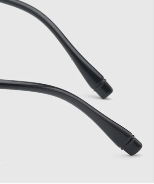 VIBGYOR（ヴィブジョー）の「伊達メガネ メガネ シンプル クラシック(BDS)（メガネ・レディース・ブラック・FREE）」の3枚目の写真