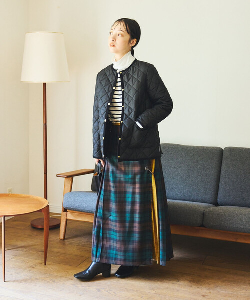 FREAK'S STORE（フリークスストア）の「TRADITIONAL WEATHERWEAR × FREAK'S STORE/トラディショナルウェザーウェア 別注 ARKLEY/別注 アークリー（ノーカラージャケット・レディース・ブラック/ネイビー・34/36）」の14枚目の写真