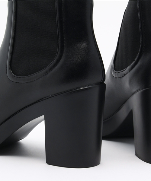 WEGO（ウィゴー）の「WEGO/サイドゴアショートブーツ（ブーツ・レディース・ブラウン/ブラック・MEDIUM/LARGE）」の6枚目の写真