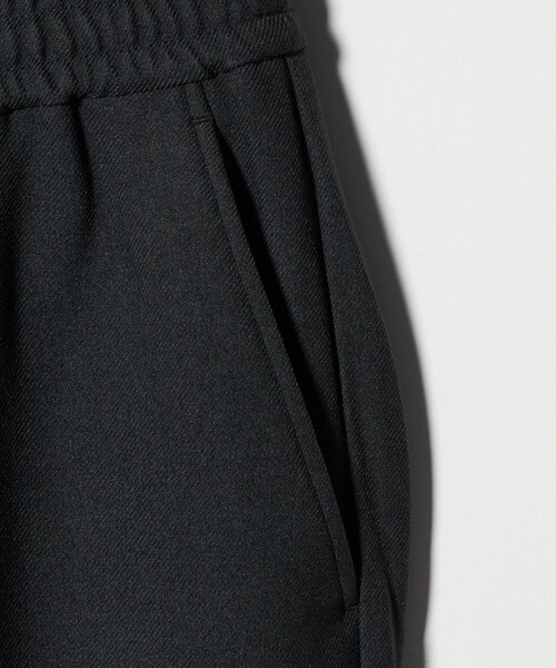 A DAY IN THE LIFE UNITED ARROWS(アデイインザライフユナイテッドアローズ)の「起毛 サージ ワイド イージーパンツ<A DAY IN THE LIFE>(スラックス・メンズ・ブラック/ダークグレー/モカ・M/S/L)」の10枚目の写真