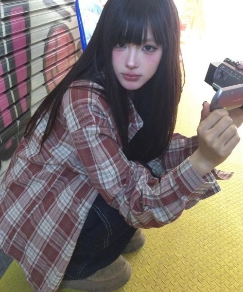 lulufa(ルルファ)の「ビッグ オーバーサイズ チェックシャツ/ルーズシルエット(シャツ/ブラウス・レディース・ブラウン/ベージュ/レッド/ブルー・LARGE/MEDIUM)」の12枚目の写真