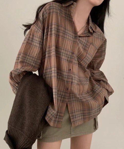 lulufa(ルルファ)の「ビッグ オーバーサイズ チェックシャツ/ルーズシルエット(シャツ/ブラウス・レディース・ブラウン/ベージュ/レッド/ブルー・LARGE/MEDIUM)」の17枚目の写真