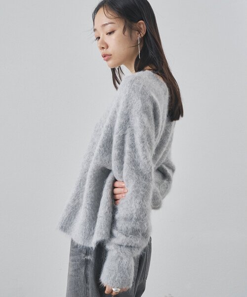 Whim Gazette（ウィムガゼット）の「スーリーアルパカクルーネックプルオーバー（ニット/セーター・レディース・ライトグレー/ピンク/モカ・FREE）」の5枚目の写真