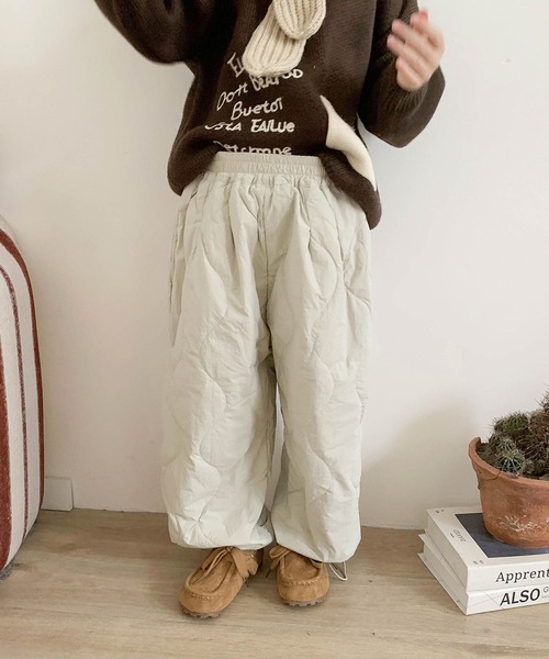 aimoha(アイモハ)の「【aimoha-KIDS-】キルティングテーパードパンツ (AW)(その他パンツ・キッズ・ブラック/ライトベージュ・90㎝/100cm/110cm/120cm/130cm/140cm)」の2枚目の写真