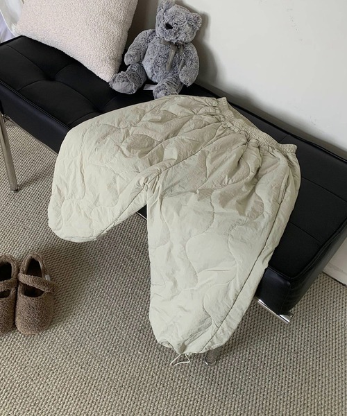 aimoha(アイモハ)の「【aimoha-KIDS-】キルティングテーパードパンツ (AW)(その他パンツ・キッズ・ブラック/ライトベージュ・90㎝/100cm/110cm/120cm/130cm/140cm)」の17枚目の写真