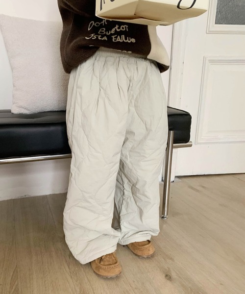 aimoha(アイモハ)の「【aimoha-KIDS-】キルティングテーパードパンツ (AW)(その他パンツ・キッズ・ブラック/ライトベージュ・90㎝/100cm/110cm/120cm/130cm/140cm)」の6枚目の写真
