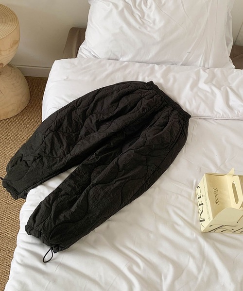 aimoha(アイモハ)の「【aimoha-KIDS-】キルティングテーパードパンツ (AW)(その他パンツ・キッズ・ブラック/ライトベージュ・90㎝/100cm/110cm/120cm/130cm/140cm)」の16枚目の写真