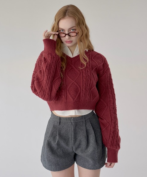 hazyl(ヘイジル)の「V-neck cable knit / Vネックケーブルニット(ニット/セーター・レディース・ボルドー/アイボリー・フリー)」の14枚目の写真