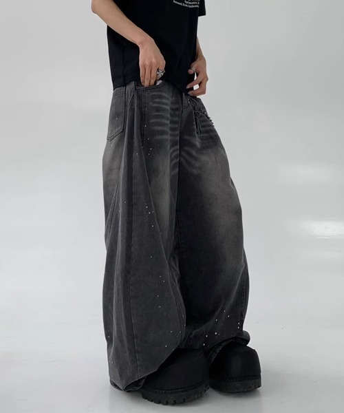 Ressaca(レサーカ)の「ペイント風ブラックカーブデニムパンツ(デニムパンツ・メンズ・ブラック・M/L/XL)」の10枚目の写真