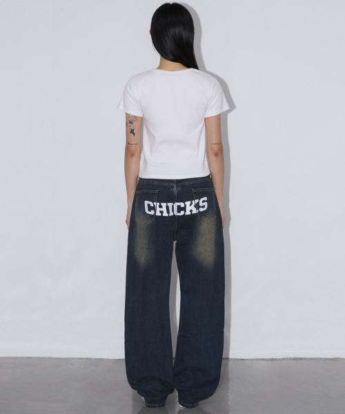 CHICKS(チックス)の「ベクサイン ミニマル ストレート デニムパンツ ダークブルー(デニムパンツ・レディース・ブルー系その他・FREE)」の5枚目の写真