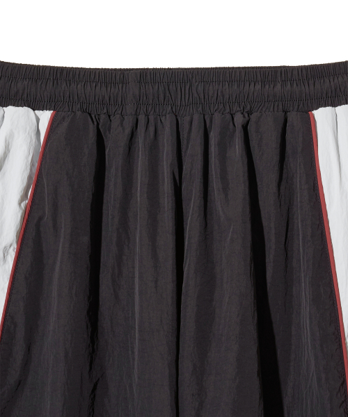 PHYPS MOTORCYCLE(フィップスモーターサイクル)の「Speed Track Pants Black(スウェットパンツ・レディース・その他・SMALL/MEDIUM/LARGE/X-LARGE)」の3枚目の写真
