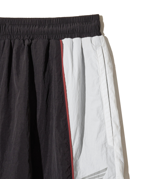 PHYPS MOTORCYCLE(フィップスモーターサイクル)の「Speed Track Pants Black(スウェットパンツ・レディース・その他・SMALL/MEDIUM/LARGE/X-LARGE)」の5枚目の写真