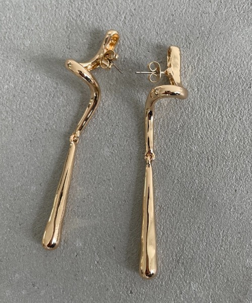 AIC.（エーアイシー）の「スパイラルロングピアス（ピアス（両耳用）・レディース・シルバー/ゴールド・FREE）」の4枚目の写真