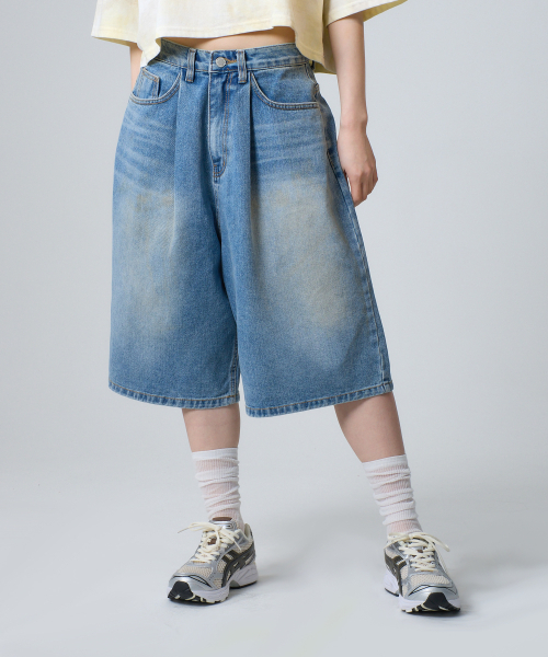 UNKNOWN PLANET(アンノウンプラネット)の「ライゼバミューダワンタックワイドデニムショーツブルー(その他パンツ・レディース・その他・SMALL/MEDIUM/LARGE)」の5枚目の写真