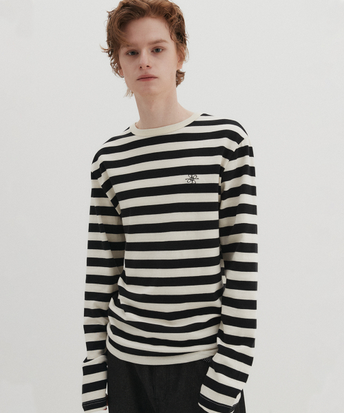 DNSR(ディーエヌエスアール)の「ストライプロングスリーブブラック(Tシャツ/カットソー・メンズ・その他・MEDIUM/X-LARGE/LARGE)」の1枚目の写真