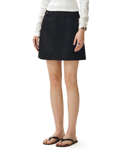 DECET WOMEN(デケット ウーマン)の「シグネチャーミニスカート DCSK001CPブラック(スカート・レディース・その他・X-SMALL/SMALL/MEDIUM)」の10枚目の写真
