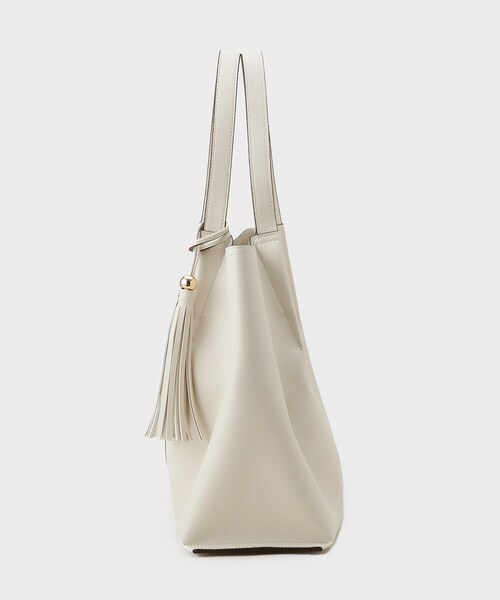 THE SHOP TK (ザ ショップ ティーケー )の「タッセル付きトートバッグ(トートバッグ・レディース・ナチュラル/アイボリー/ブラック・00)」の13枚目の写真