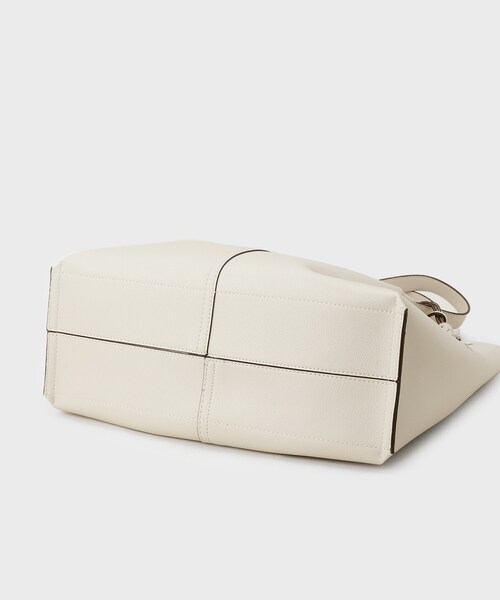 THE SHOP TK (ザ ショップ ティーケー )の「タッセル付きトートバッグ(トートバッグ・レディース・ナチュラル/アイボリー/ブラック・00)」の15枚目の写真