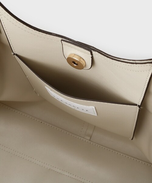 THE SHOP TK (ザ ショップ ティーケー )の「タッセル付きトートバッグ(トートバッグ・レディース・ナチュラル/アイボリー/ブラック・00)」の20枚目の写真