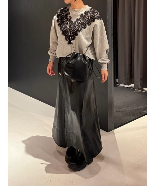 AZUL by moussy(アズールバイマウジー)の「【身長/骨格別着用画像あり】フェイクレザーハンカチーフヘムスカート 秋服 冬服 ロングスカート ウエスト後ろゴム(スカート・レディース・ブラック・MEDIUM/SMALL)」の17枚目の写真