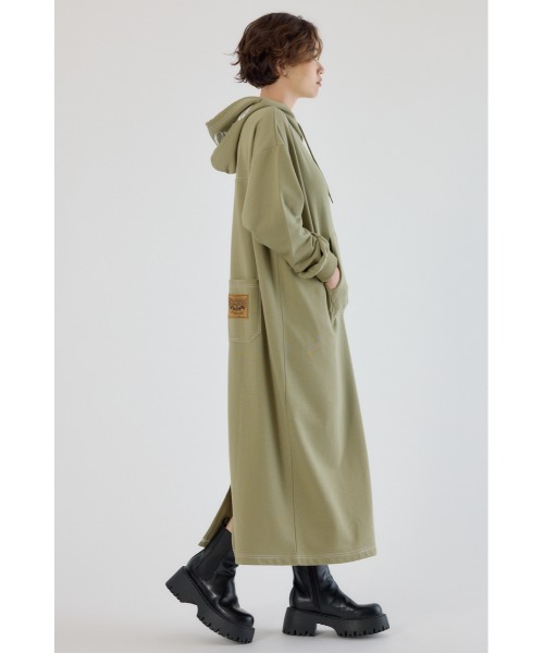 RODEO CROWNS WIDE BOWL（ロデオクラウンズワイドボウル）の「RCSカラーステッチパーカーワンピース（ワンピース・レディース・ネイビー/ライトカーキ/グレー×ホワイト/ブラック・FREE）」の13枚目の写真