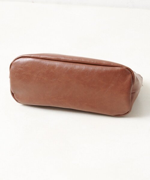 Kastane（カスタネ）の「【Kolors like you】fake leather pouch（ポーチ・レディース・ブラック/ブラウン・FREE）」の7枚目の写真