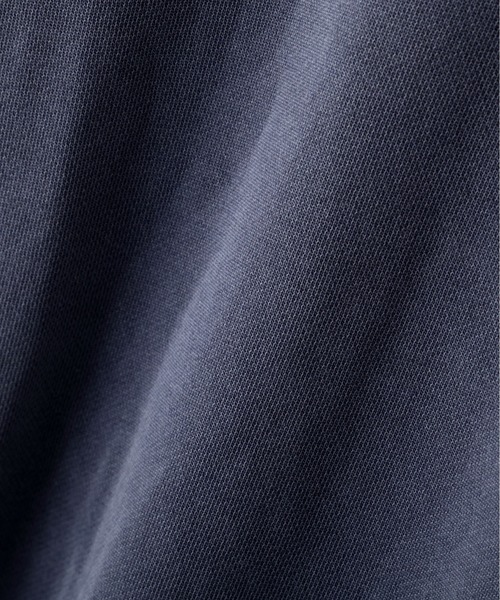 AVIREX(アヴィレックス)の「FADED MIL.POCKET CREWNECK SWEAT / フェイド ミリタリーポケット クルーネックスウェット / AVIREX / アヴィレックス(スウェット・メンズ・バーガンディー/ライトグレー/チャコール/ブルーグレー・MEDIUM/XX-LARGE/X-LARGE/LARGE)」の16枚目の写真