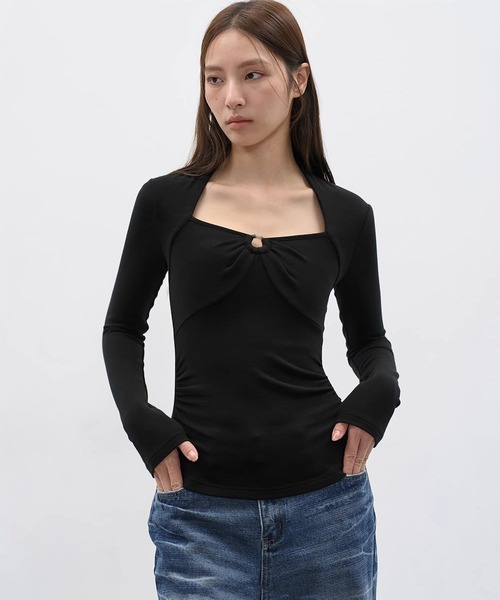 EIGHTHMONTH(エイスマンス)の「リングディテール ギャザートップス EM25a172【EIGHTHMONTH】(Tシャツ/カットソー・レディース・アイボリー/ブラック・S/M)」の5枚目の写真