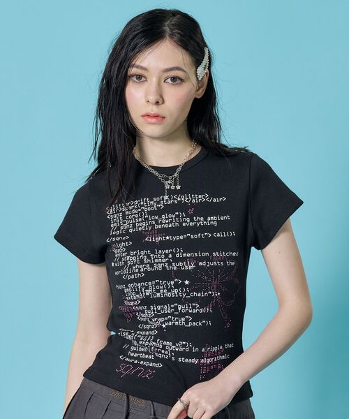 SEQUENZ(シークエンズ)の「※WEB限定 / 文字プリントレディースコンパクトT / sqnz programmingpt compact tee(Tシャツ/カットソー・レディース・ホワイト/レッド/ブラック/イエロー系その他・SMALL/MEDIUM)」の3枚目の写真