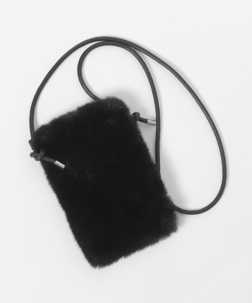 Elura(エルーラ)の「ファーマルチバック/642995(ショルダーバッグ・レディース・ベージュ/ブラック/グリーン・FREE)」の6枚目の写真