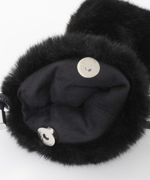 Elura(エルーラ)の「ファーマルチバック/642995(ショルダーバッグ・レディース・ベージュ/ブラック/グリーン・FREE)」の13枚目の写真