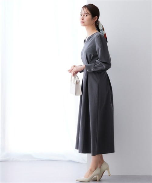 7days Life Styling(セブンデイズライフスタイリング)の「シャンブレーパフスリーブタックワンピース(ワンピース・レディース・グレー系/ネイビー系・L/M/3L/LL)」の6枚目の写真