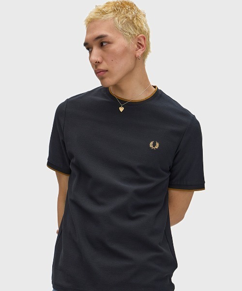 FRED PERRY(フレッドペリー)の「Trim Detail Crepe Pique T-Shirt/トリムディテールクレープピケTシャツ(Tシャツ/カットソー・メンズ・ブラック/ホワイト/ブラウン/ネイビー・S/L/M)」の2枚目の写真