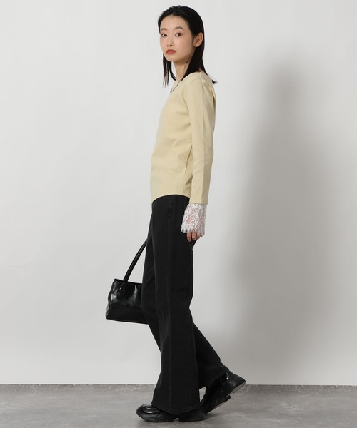 LAKOLE（ラコレ）の「デニムフレアパンツ / 640415（デニムパンツ・レディース・インディゴブルー/ブラック/ライトブルー・LARGE/MEDIUM）」の5枚目の写真