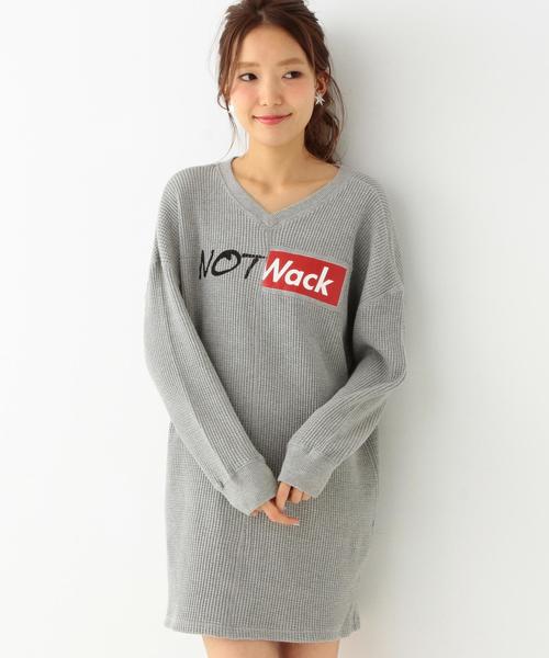 Another Edition（アナザーエディション）の「ワッフルプリントロゴワンピース/AEBC CワッフルPrtLogo OP◆（ワンピース・レディース・オフホワイト/ライトグレー・FREE）」の2枚目の写真