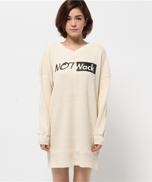 Another Edition（アナザーエディション）の「ワッフルプリントロゴワンピース/AEBC CワッフルPrtLogo OP◆（ワンピース・レディース・オフホワイト/ライトグレー・FREE）」の5枚目の写真
