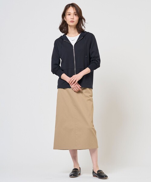 J.PRESS(ジェイプレス)の「【冷房対策に】Hood Cardigan ニット パーカー(カーディガン/ボレロ・レディース・ベージュ系/アイボリー系/ネイビー系・MEDIUM/LARGE)」の6枚目の写真