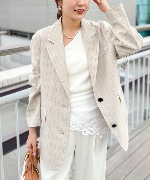 NOLLEY’S（ノーリーズ）の「【WEB＆一部店舗限定色アイテム】ウォッシャブルストライプオーバージャケット（テーラードジャケット・レディース・ベージュ系その他/ブルー系その他6/ホワイト系その他2・38）」の3枚目の写真