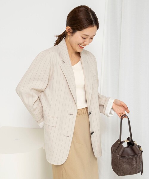 NOLLEY’S(ノーリーズ)の「【WEB&一部店舗限定色アイテム】ウォッシャブルストライプオーバージャケット(テーラードジャケット・レディース・ベージュ系その他/ブルー系その他6/ホワイト系その他2・38)」の19枚目の写真