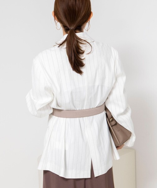 NOLLEY’S（ノーリーズ）の「【WEB＆一部店舗限定色アイテム】ウォッシャブルストライプオーバージャケット（テーラードジャケット・レディース・ベージュ系その他/ブルー系その他6/ホワイト系その他2・38）」の19枚目の写真