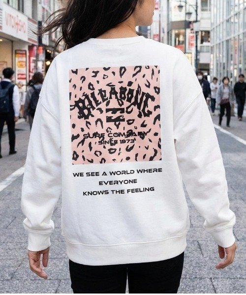 BILLABONG(ビラボン)の「【BILLABONG/ビラボン】 PATTERN LOGO SWEAT/バックプリント スウェット トレーナー(スウェット・レディース・ブラック/ホワイト・MEDIUM)」の1枚目の写真