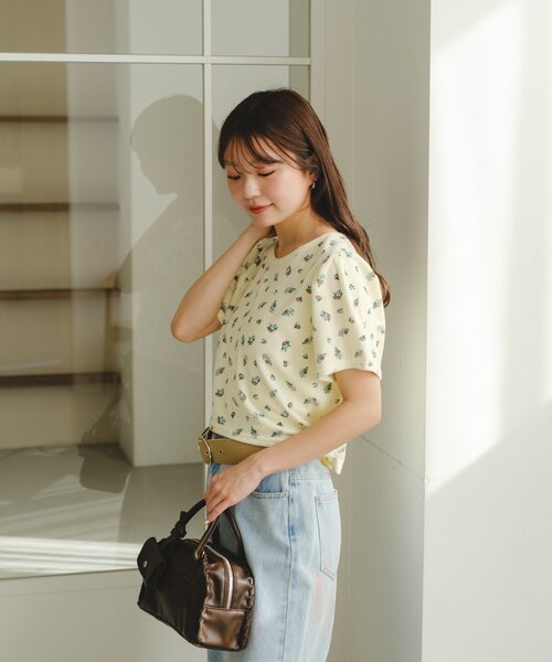 Kastane（カスタネ）の「パイルフラワーtee（Tシャツ/カットソー・レディース・ブラック/イエロー・FREE）」の4枚目の写真