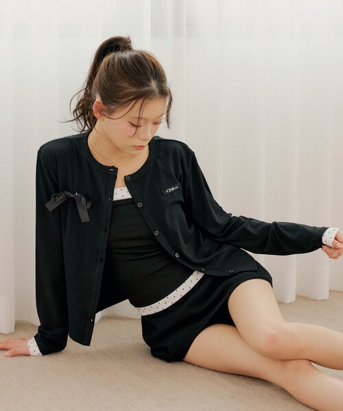 Chico(チコ)の「コンパクトカーデ+ベアビスチェセット(Tシャツ/カットソー・レディース・ブラック/アイボリー/グレー/ベージュ・FREE)」の8枚目の写真