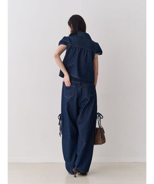 jouetie（ジュエティ）の「パフスリーブデニムジャケット【セットアップ対応】（その他トップス・レディース・インディゴブルー/ブラック・MEDIUM）」の9枚目の写真