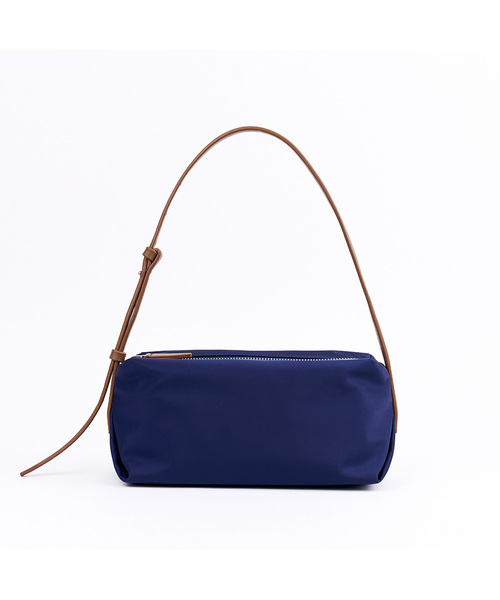 I BAG YOUR PARDON(アイバック ユア パードン)の「pencil BAG (4 colors)(トートバッグ・レディース・ライトイエロー/Beige/ホワイト/ブラック/レッド/ネイビー・FREE)」の4枚目の写真