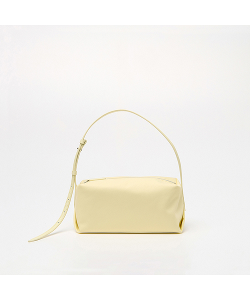 I BAG YOUR PARDON(アイバック ユア パードン)の「pencil BAG (4 colors)(トートバッグ・レディース・ライトイエロー/Beige/ホワイト/ブラック/レッド/ネイビー・FREE)」の5枚目の写真