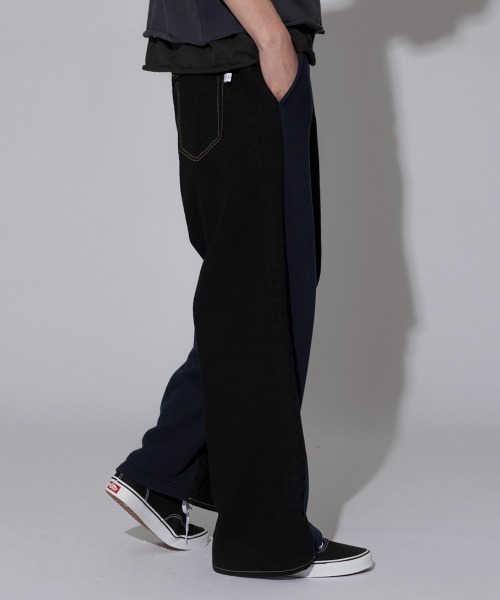 FACETASM（ファセッタズム）の「FACETASM/ファセッタズム/DENIM MERGINGSWEAT PANTS（その他パンツ・メンズ・ブラック・3）」の3枚目の写真