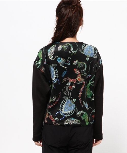 PUMA（プーマ）の「SWASH CREW SWEAT (WOMEN)（スウェット・レディース・ブラック系その他/ブラック・SMALL/MEDIUM/X-SMALL）」の5枚目の写真