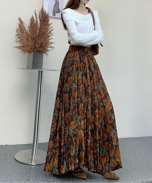 AMAJI（アマジ）の「レトロフラワーギャザースカート（スカート・レディース・ブラウン・LARGE/MEDIUM）」の4枚目の写真