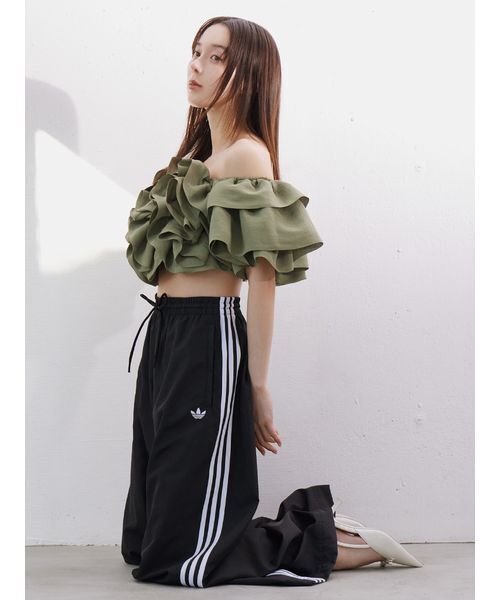 adidas(アディダス)の「【adidas Originals】FIRE BIRD ADILENIUM TP/ファイヤーバードアディレニウムトラックパンツ(その他パンツ・レディース・ブラック・XS)」の3枚目の写真